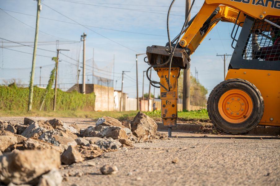 ContinÃºa adelante el bacheo urbano