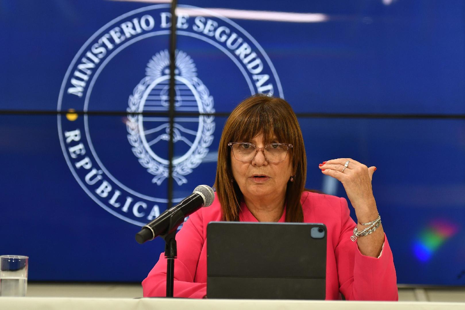 Patricia Bullrich y la Ley "anti barras": garantía de represión