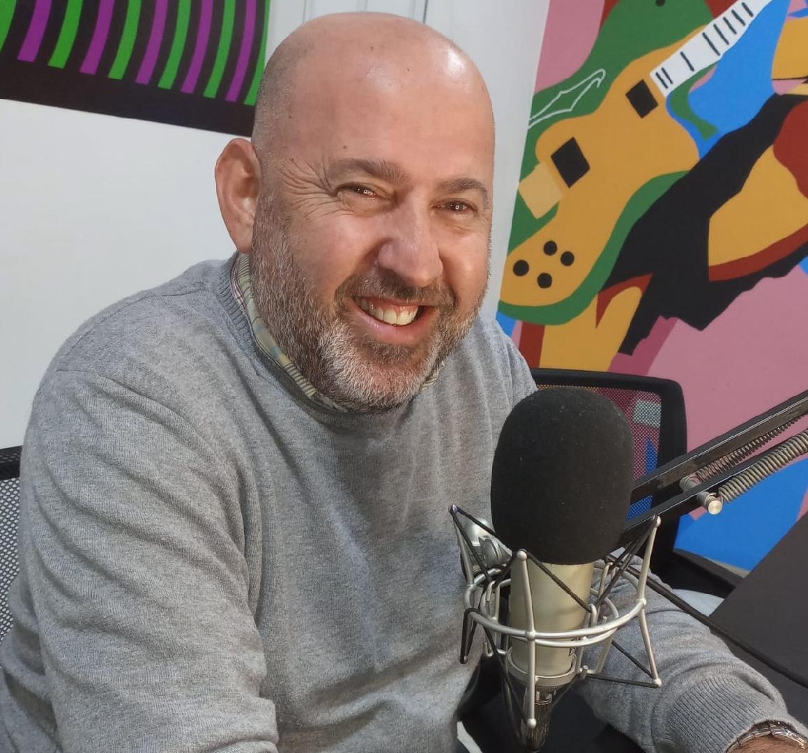Mauricio Yonna da detalles de la  inauguración en abril de distintas dependencias policiales