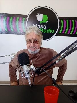 CHINO BENAC - 'La risa estimula el cerebro': vejez activa, talleres y recuerdos imborrables de los campamentos