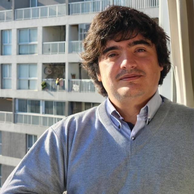 RENATO BRANDAN - 'La universidad pública está en peligro': docentes y estudiantes marchan por financiamiento y salarios dignos