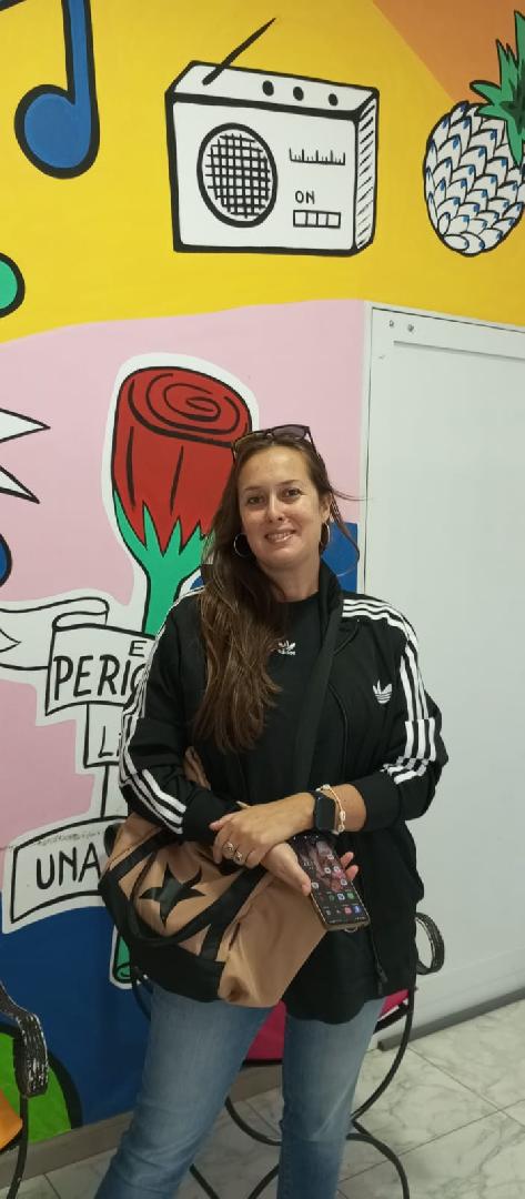 SOFIA GARELLO - "La educacion publica abre caminos". Garello hablo sobre ciencia, escuela y el desafio de enseñar en tiempos de inmediatez