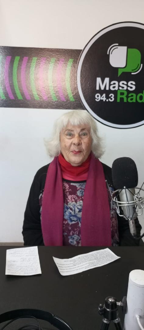 MIRTA SPATARO NANNI - 'La Chica del Sombrero Rosa': el teatro independiente estrena una historia que emociona y hace reír