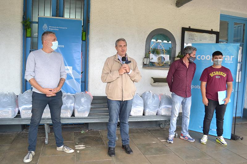 Entregaron herramientas y ropa de seguridad a operarios de la estaciÃ³n de trenes