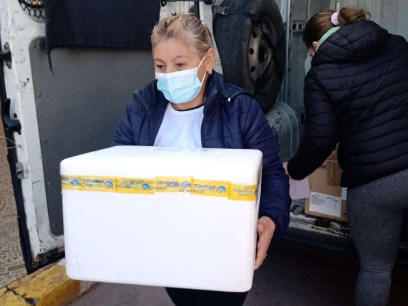 Llegaron 2800 dosis de la vacuna Astrazeneca
