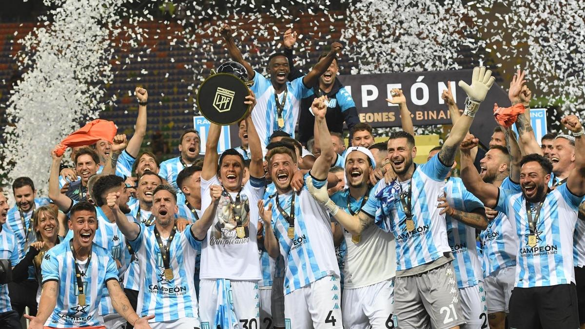 Racing se impuso a Boca Juniors y obtuvo el Trofeo de Campeones