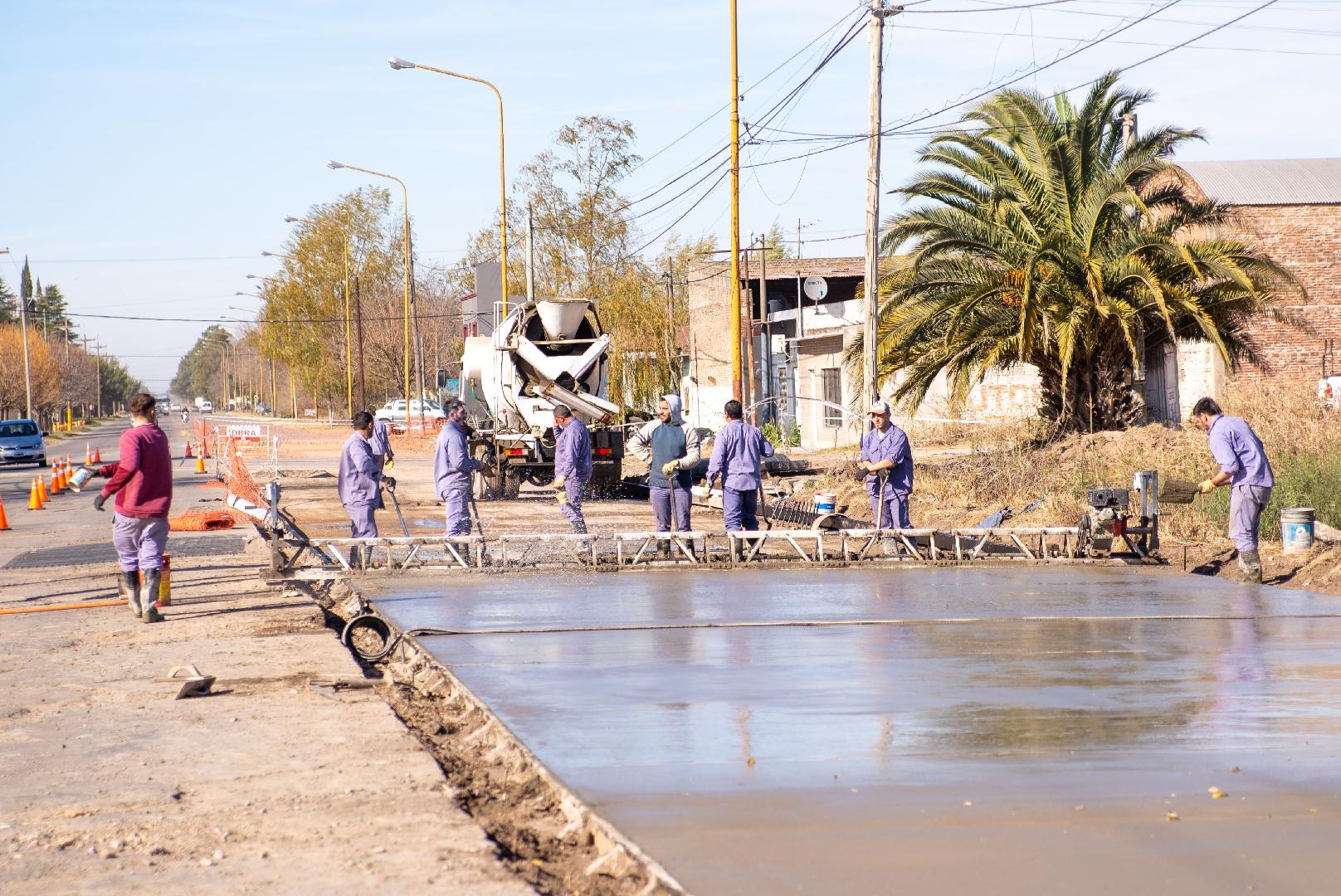 Avanza la repavimentaciÃ³n del acceso Elguea-RomÃ¡n