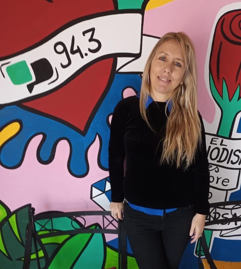 Karina Geloso - SesiÃ³n del HCD y entrega de  escrituras