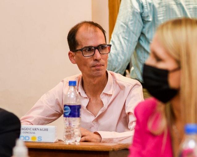 Santiago Carnaghi solicita que se regularice la situaciÃ³n del laboratorio del Hospital Municipal