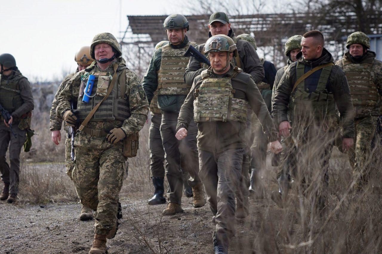 Rusia invade Ucrania: fuertes explosiones en Kiev en el segundo día de la ofensiva militar lanzada por Putin