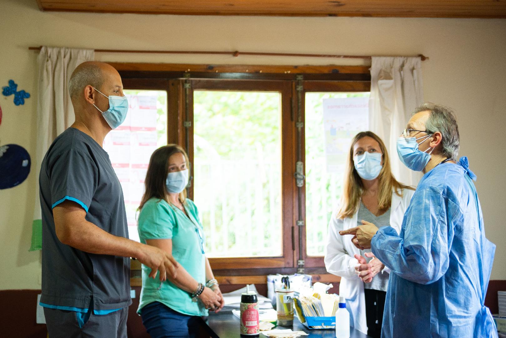 Autoridades de Salud visitaron el CIC Alcira de la PeÃ±a y el CAPS San Cayetano