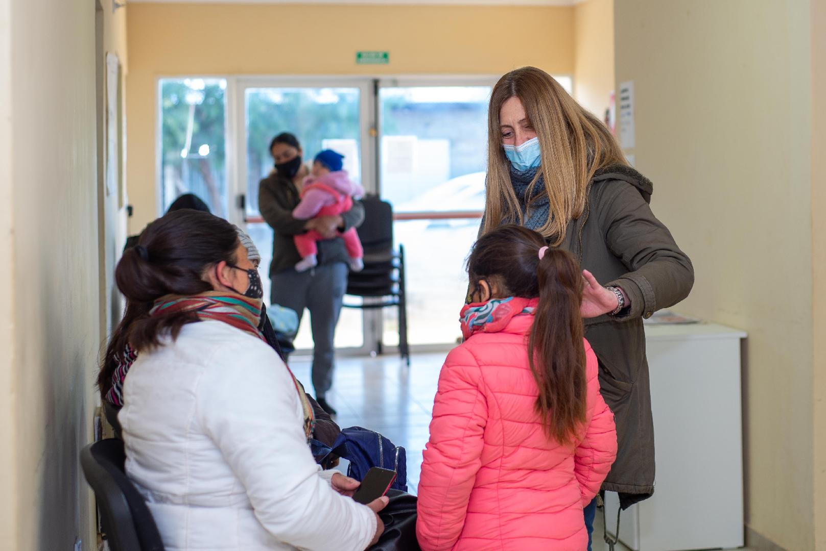 Covid-19: comenzaron a aplicarse las vacunas para niÃ±os menores de tres aÃ±os